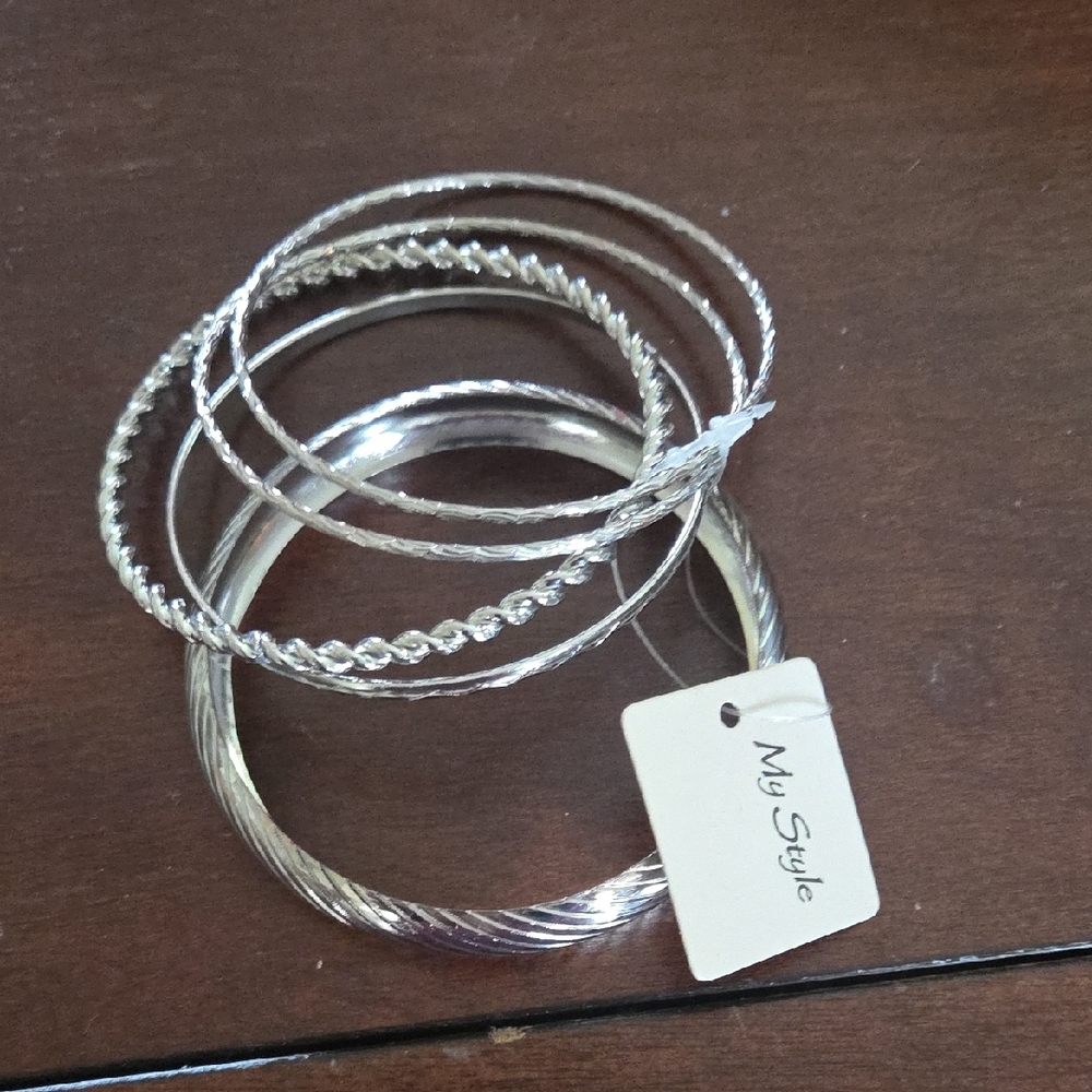 Silver Bangle Bracelet Set